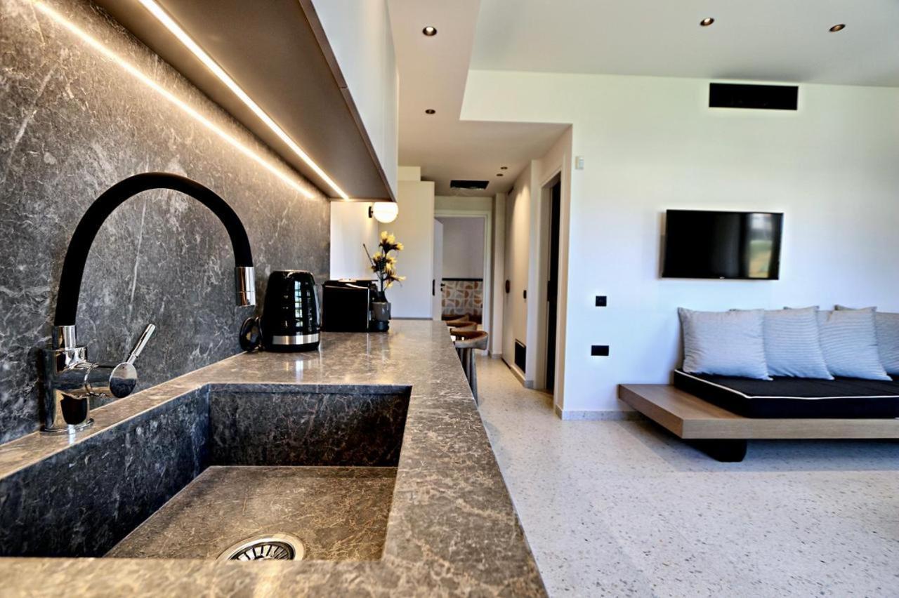 Elmaral Living Experience "Adults Only" Apartment Agia Pelagia  Exterior photo